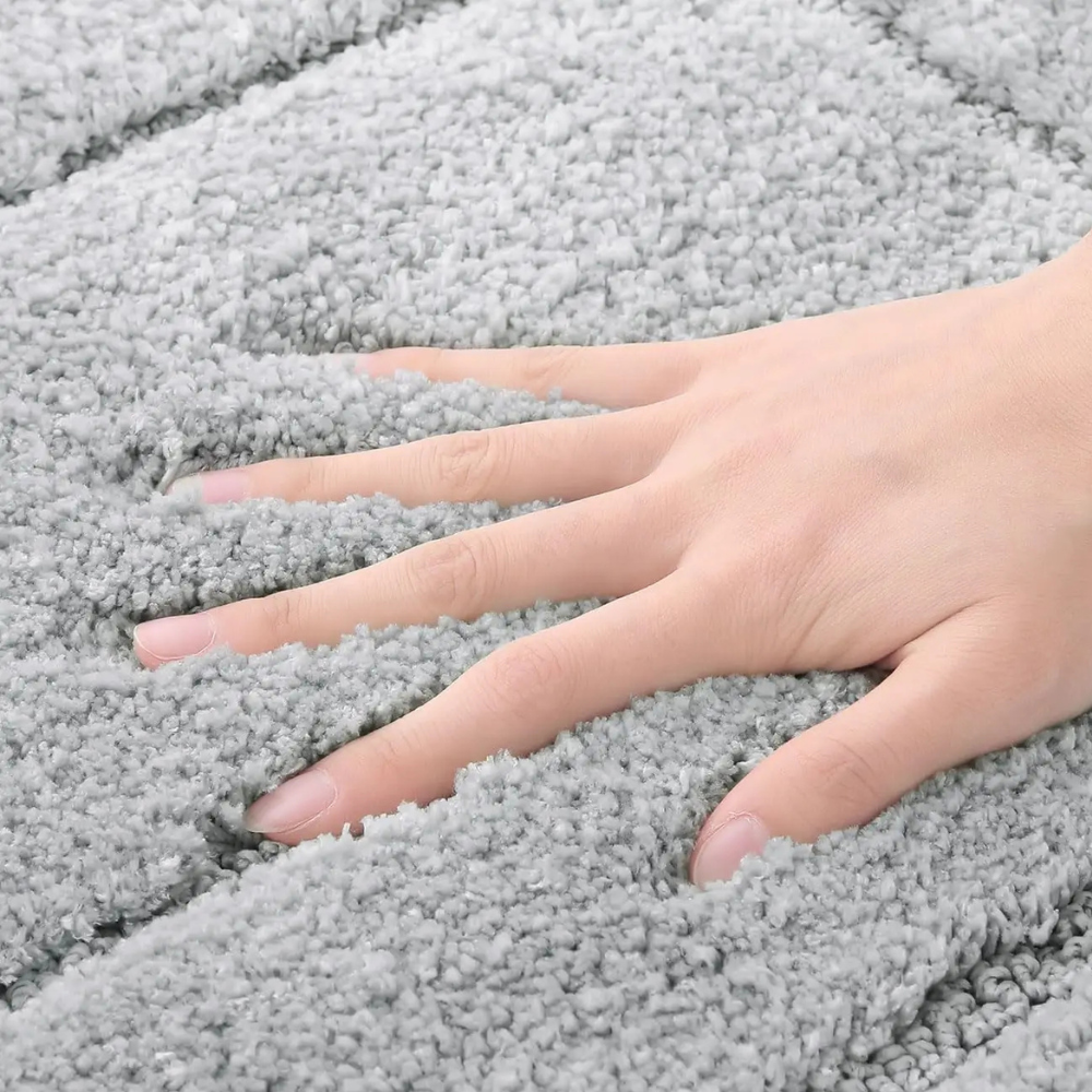 CloudStep Non-Slip Microfiber Bath Mat | Ultra-Absorbent Bathroom Rug for Modern Decor