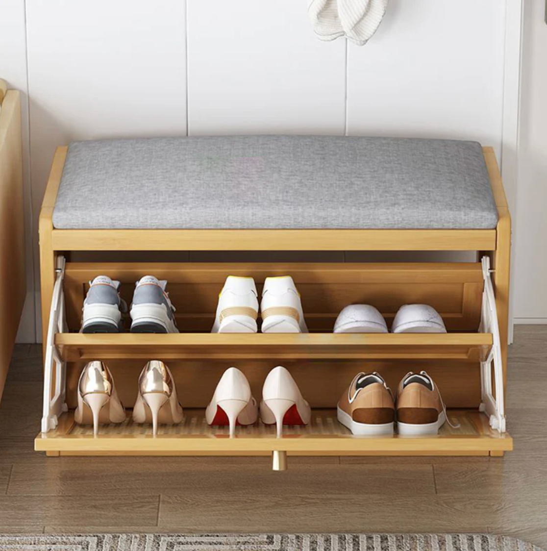 Stylish Bamboo Shoe Storage Bench with Cushioned Seating for Entryway